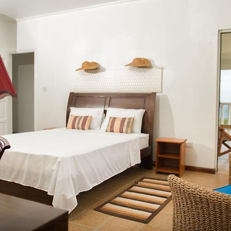 Villa Kayola - Self Catering Pointe La Rue المظهر الخارجي الصورة