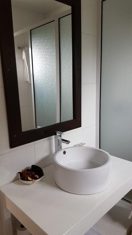 Villa Kayola - Self Catering Pointe La Rue المظهر الخارجي الصورة
